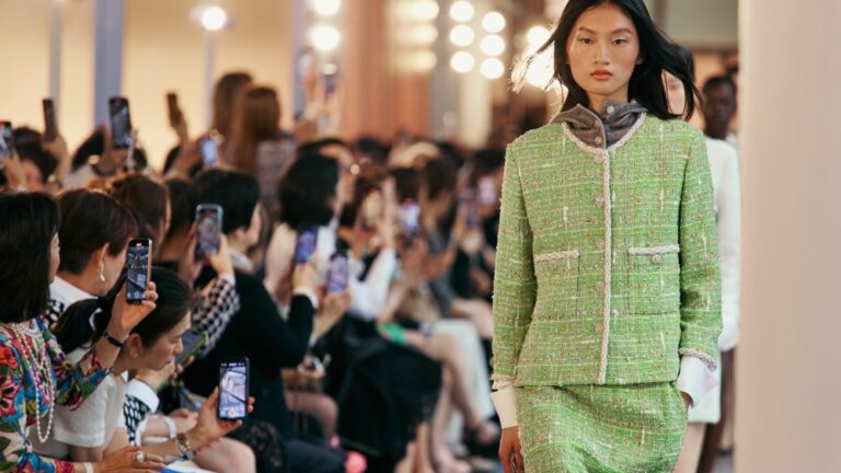 Chanel’s Hong Kong Replica Cruise Show: Fashion Meets Culture